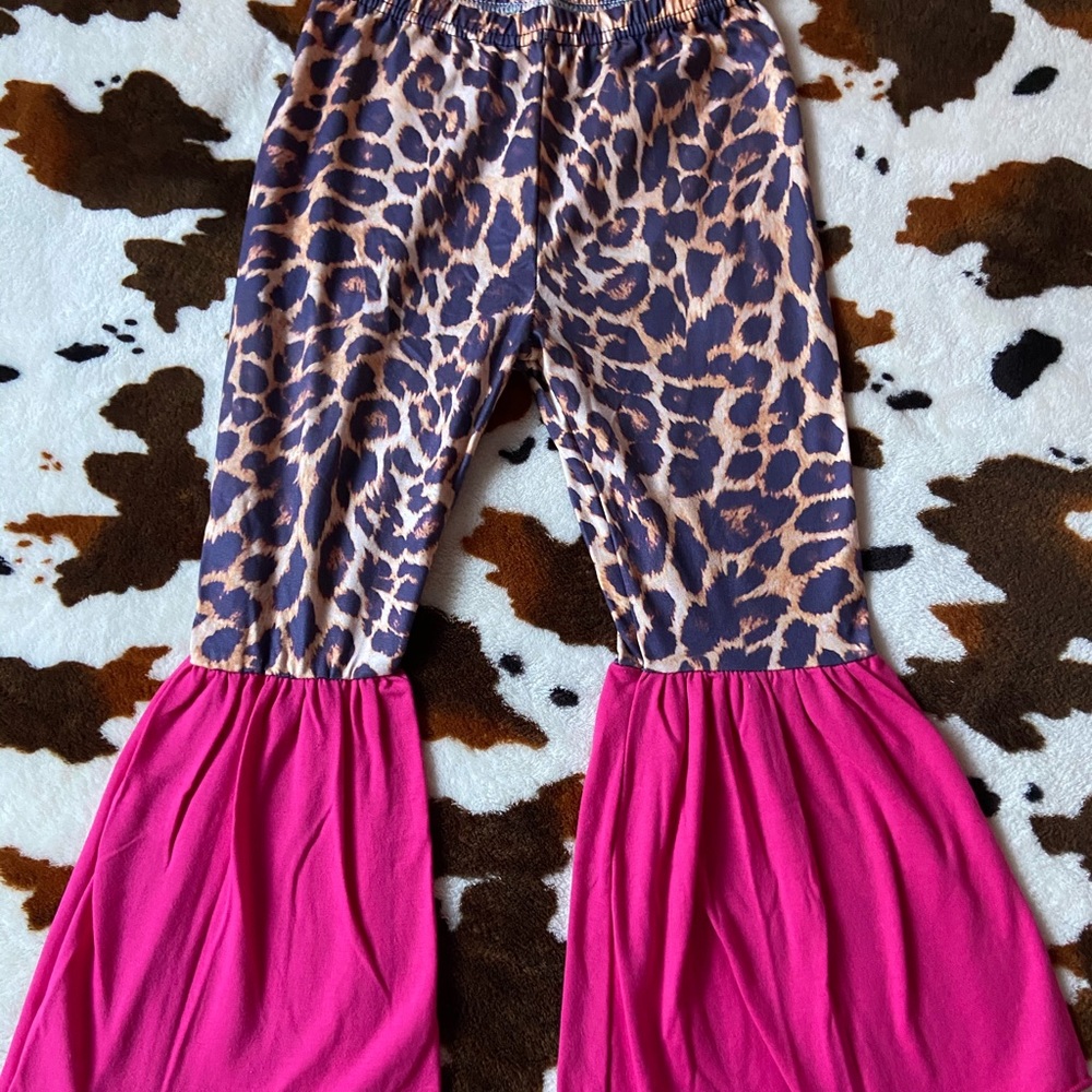 Girls Flare Pants. EUC